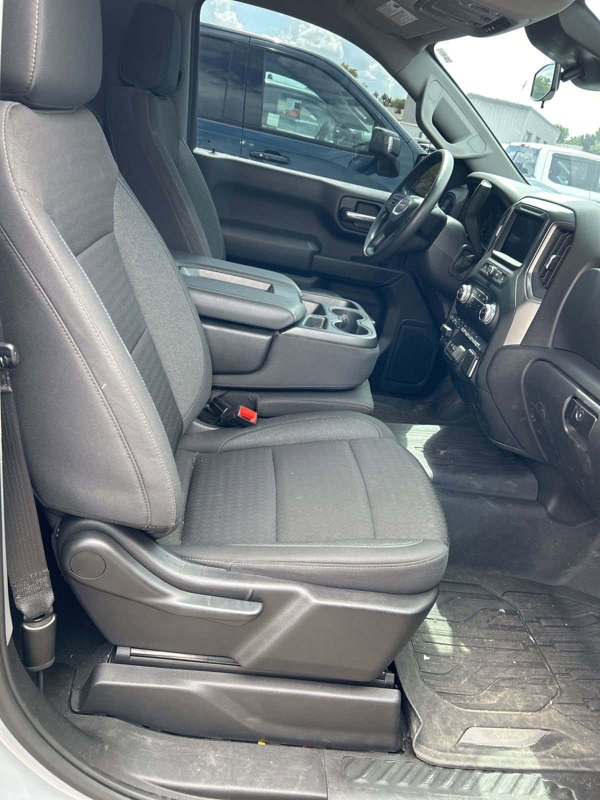 Used 2024 GMC Sierra 1500 Pro w/ Pro Value Package RWD image 7