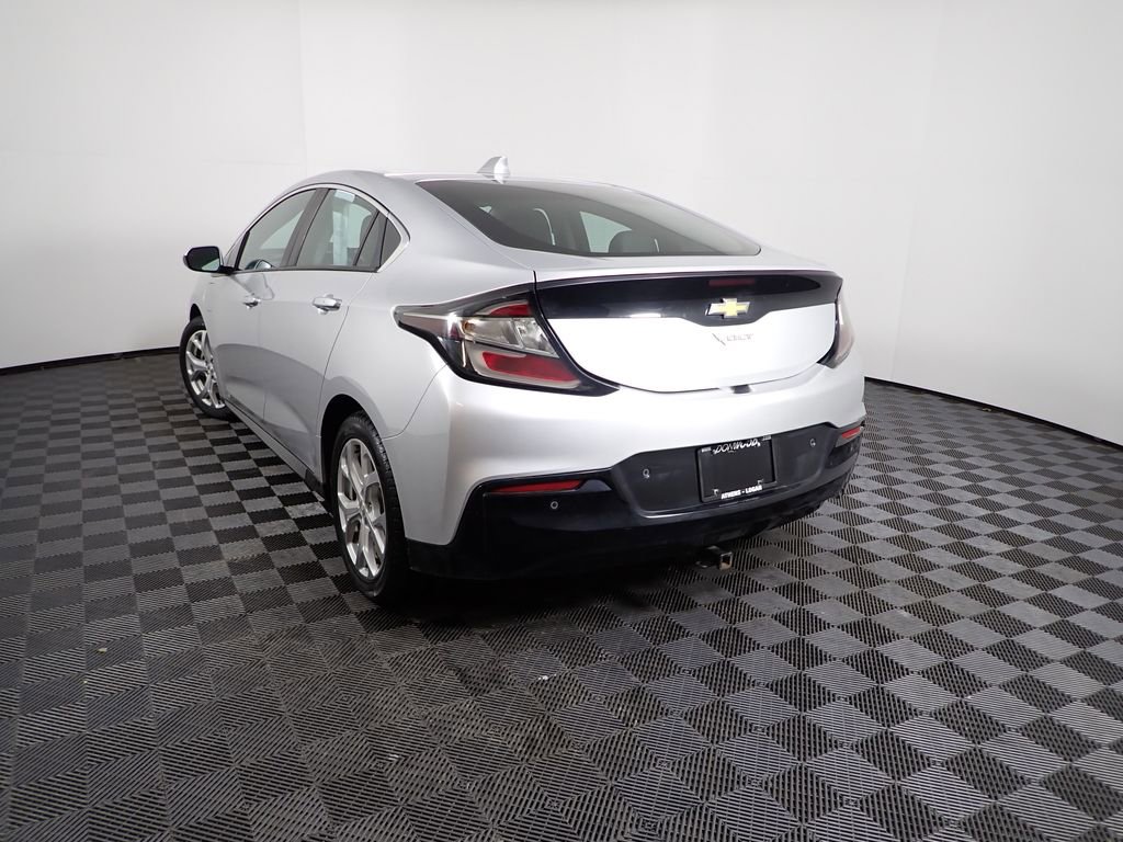 Used 2018 Chevrolet Volt Premier w/ Driver Confidence Package image 11