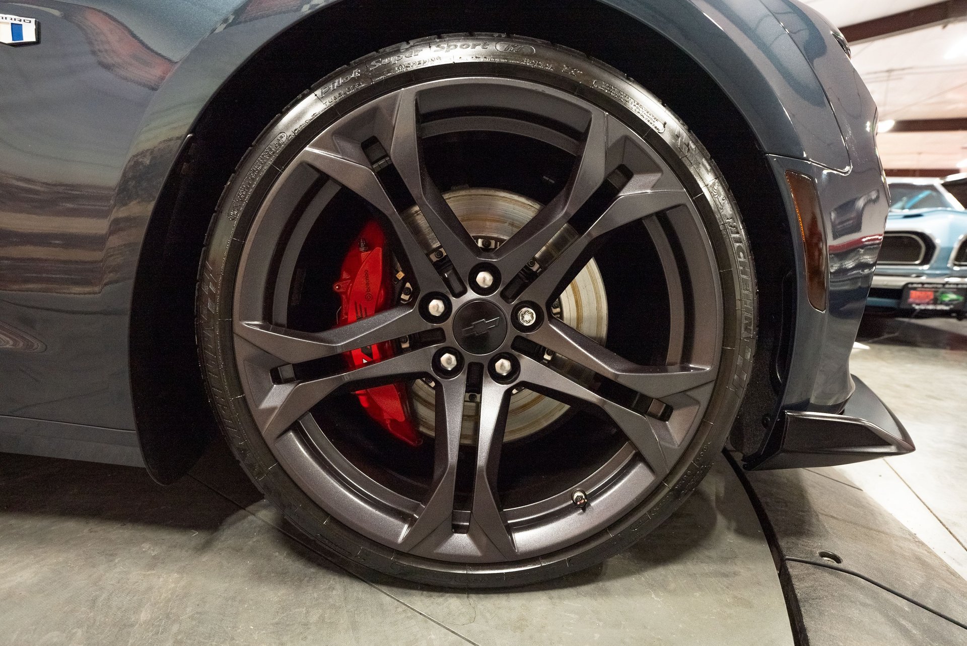 Used 2019 Chevrolet Camaro SS RWD image 7