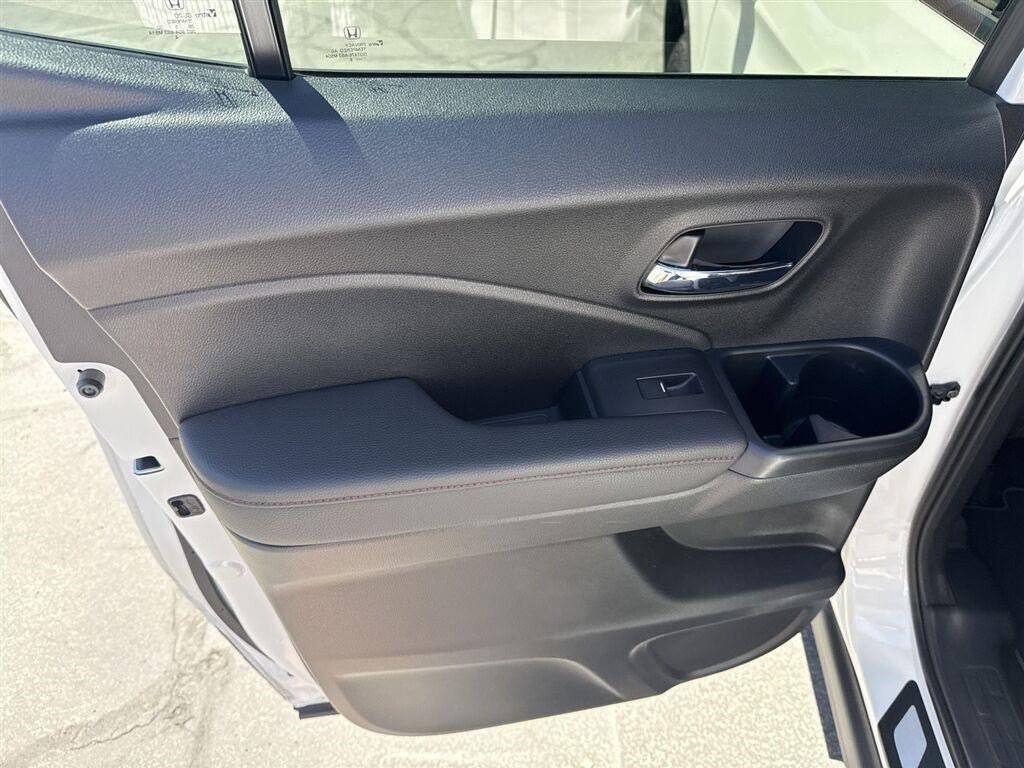 Certified 2025 Honda Ridgeline Black Edition image 18