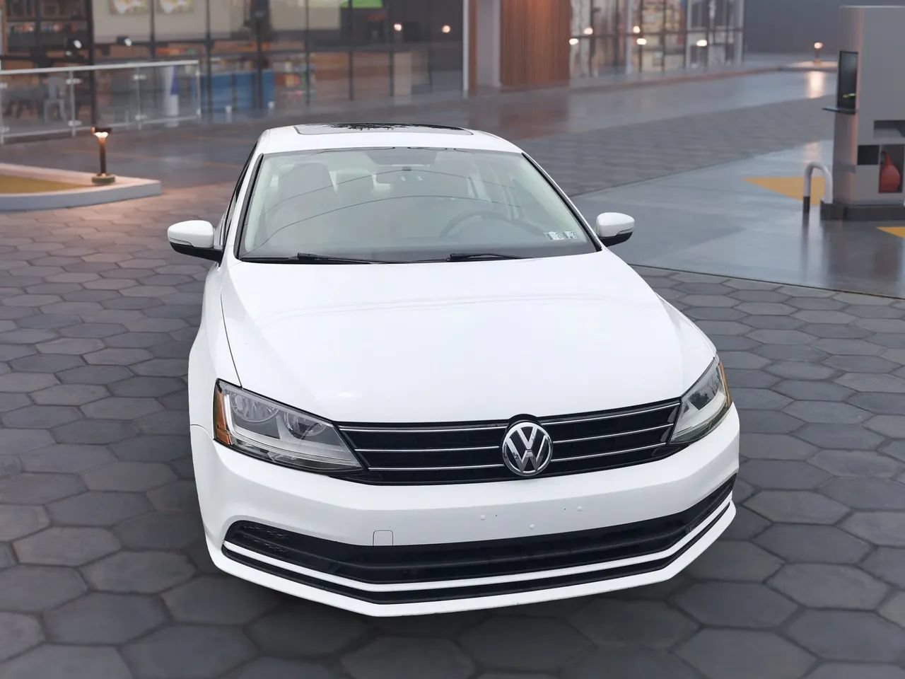 Used 2017 Volkswagen Jetta SE FWD image 7
