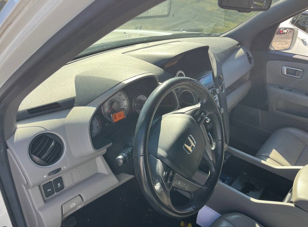 Used 2013 Honda Pilot Touring image 28