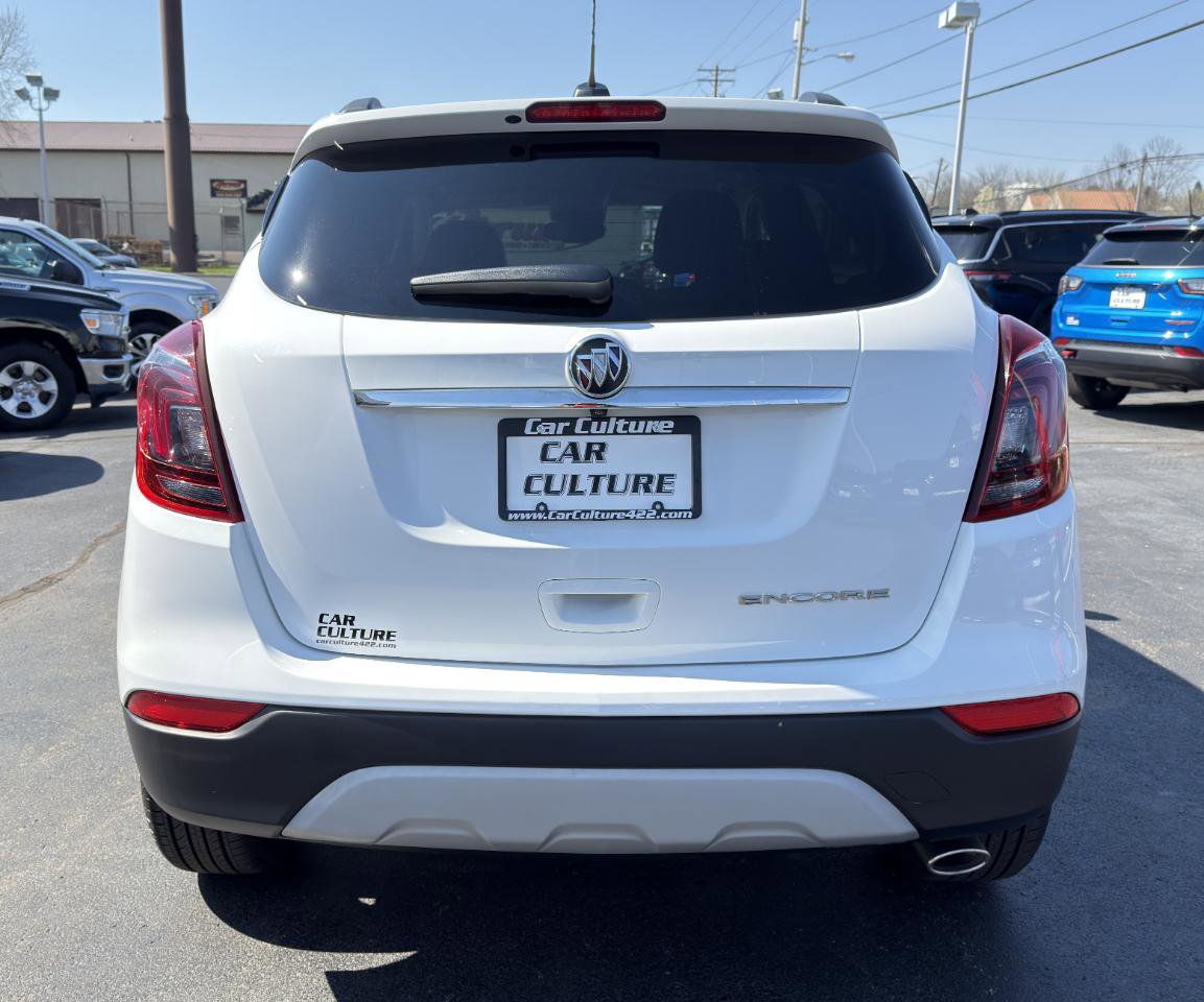 Used 2020 Buick Encore Preferred FWD image 56