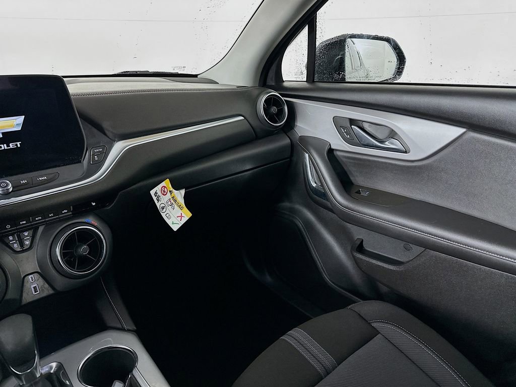 Used 2024 Chevrolet Blazer LT w/ Driver Confidence Package image 30