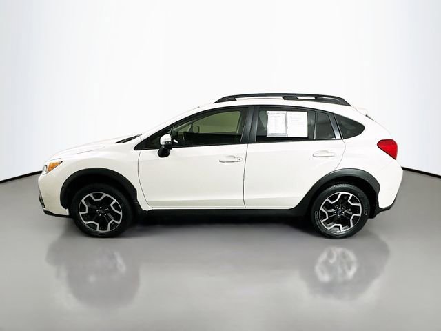 Used 2017 Subaru Crosstrek 2.0i Limited image 4