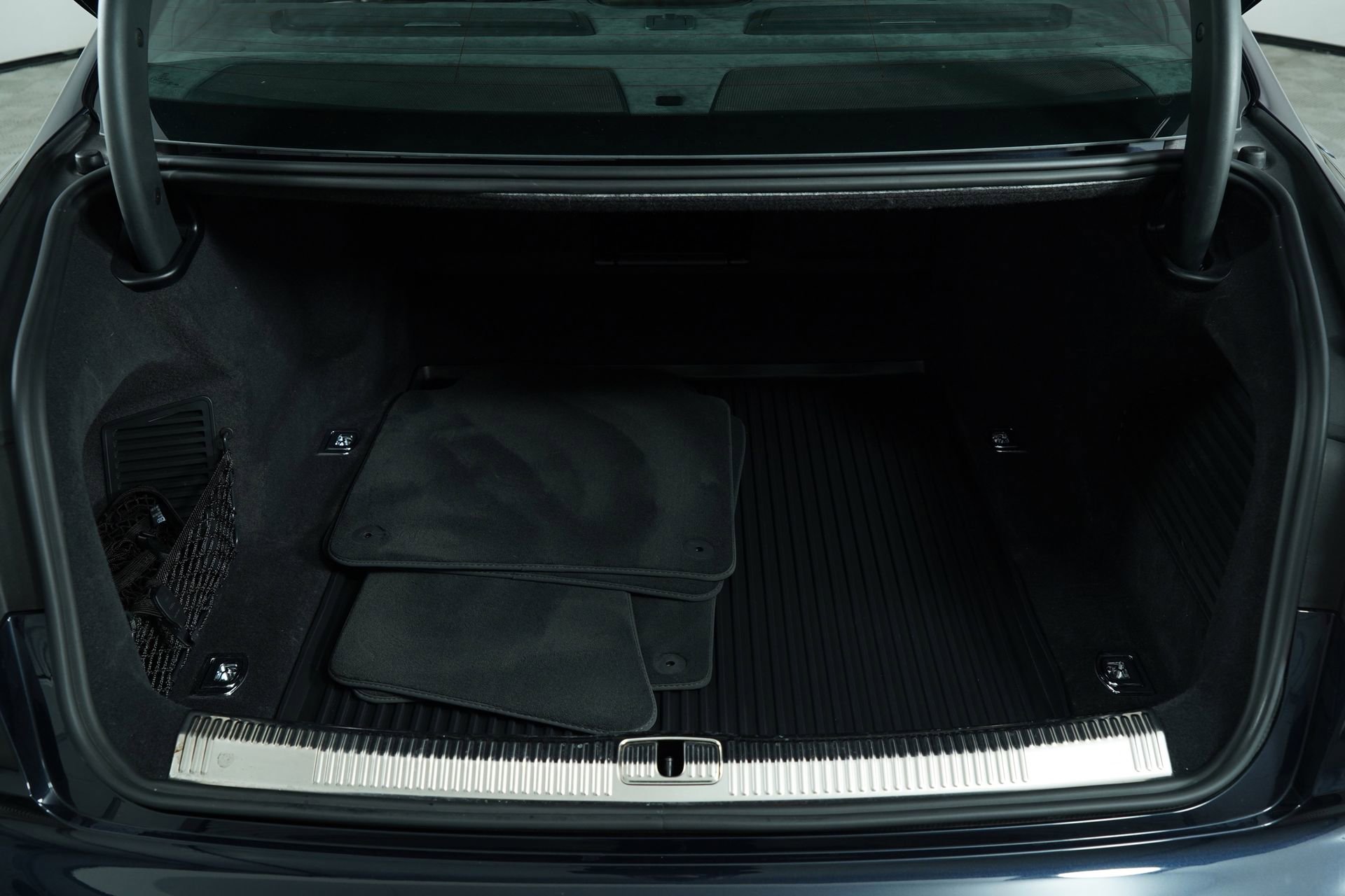 Used 2021 Audi A8 L 4.0T image 51