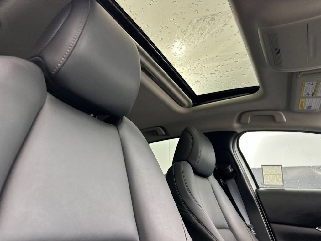 Used 2025 MAZDA CX-30 AWD 2.5 S w/ Preferred Package image 16