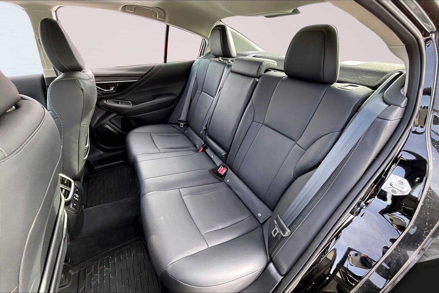 Used 2025 Subaru Legacy Limited image 23