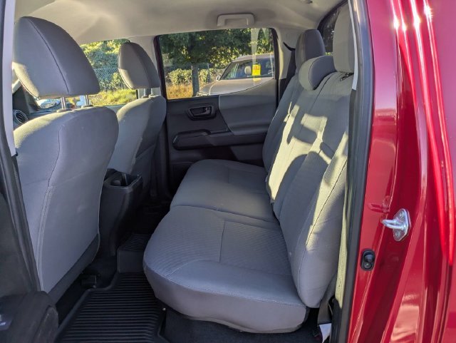 Used 2021 Toyota Tacoma SR AWD/4WD image 16