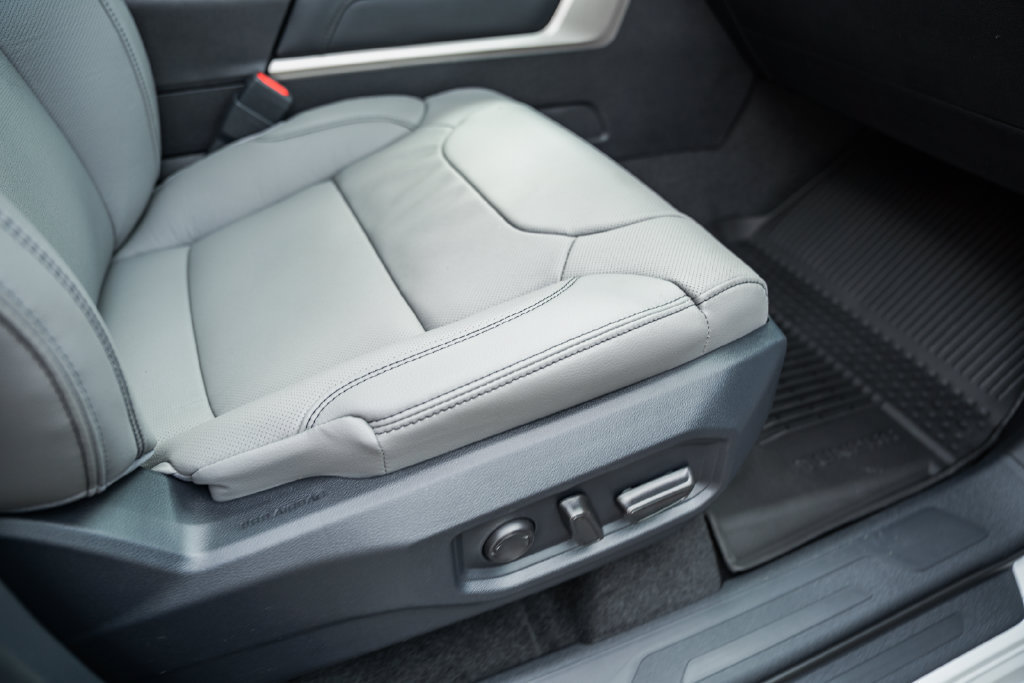 New 2026 Toyota Tundra Limited AWD/4WD image 29