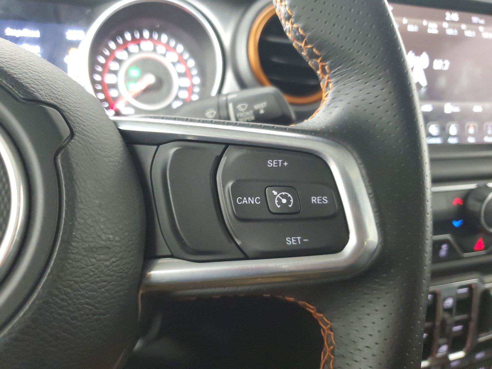 Used 2021 Jeep Gladiator Mojave AWD/4WD image 23