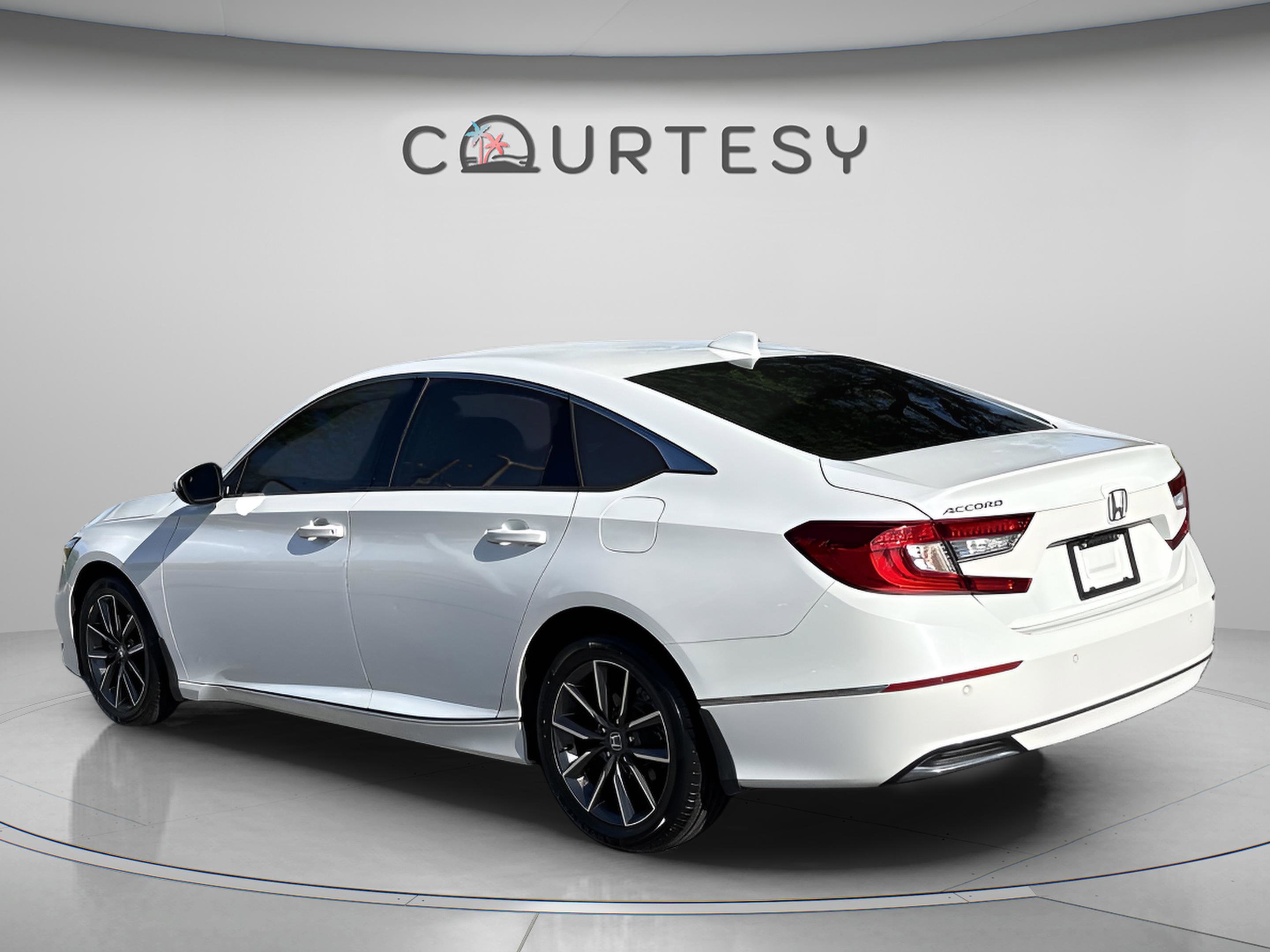 Used 2022 Honda Accord EX-L image 6