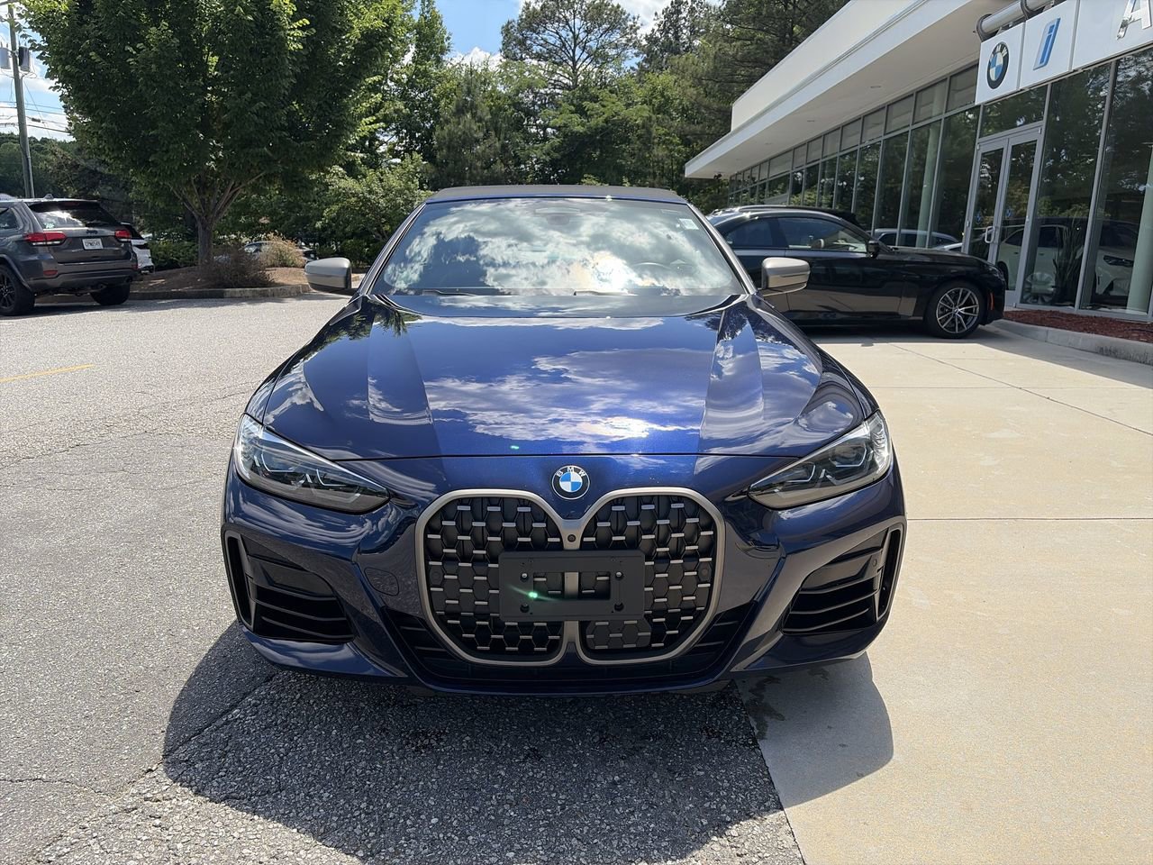 Certified 2024 BMW M440i Convertible RWD image 3