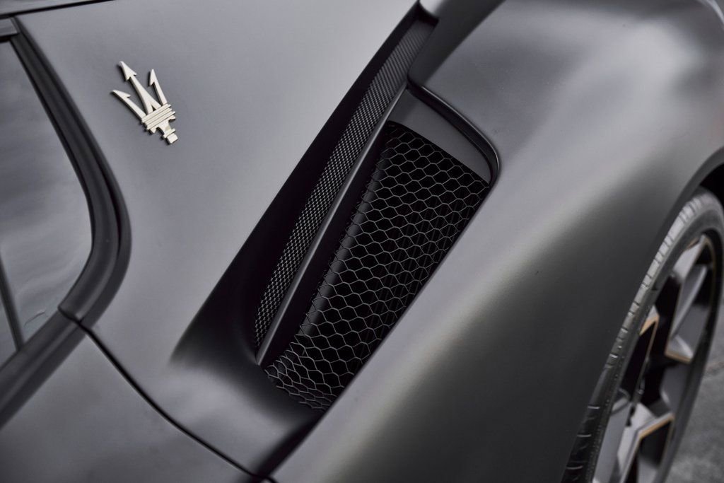 Used 2024 Maserati MC20 Coupe image 15