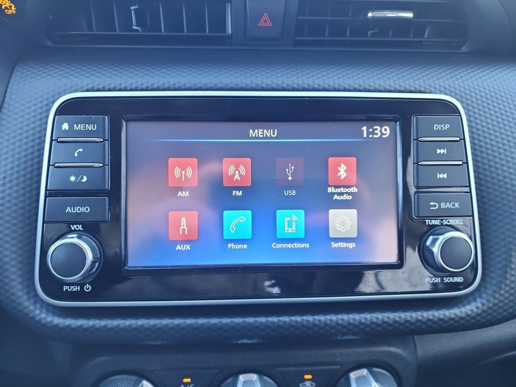 Used 2023 Nissan Kicks S image 27