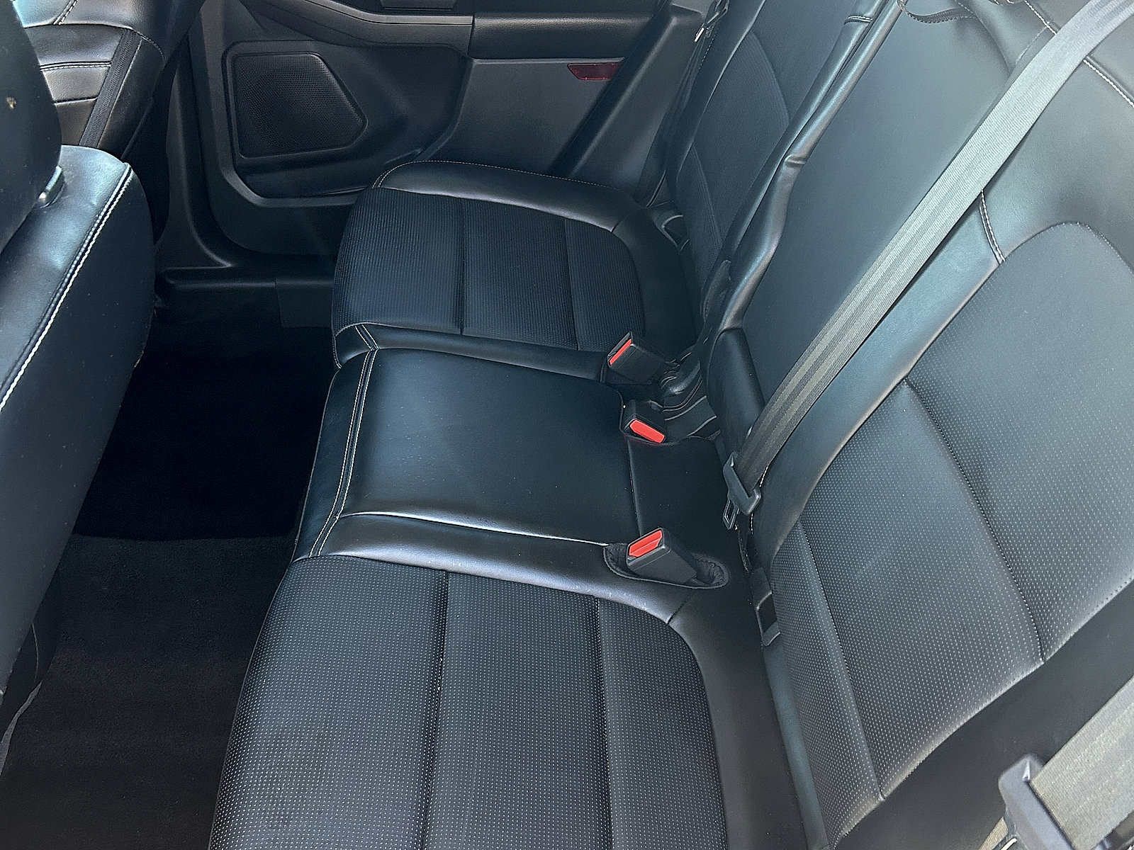 Used 2023 Ford Escape Platinum image 6