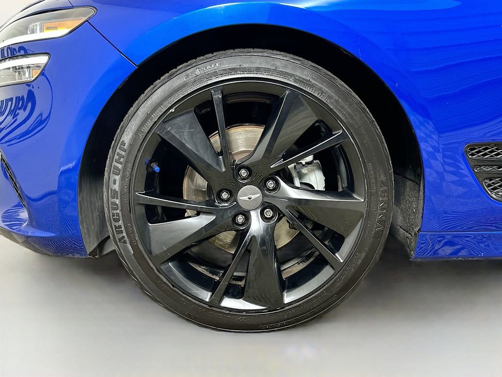 Used 2023 Genesis G70 2.0T w/ Sport Prestige Package RWD image 39
