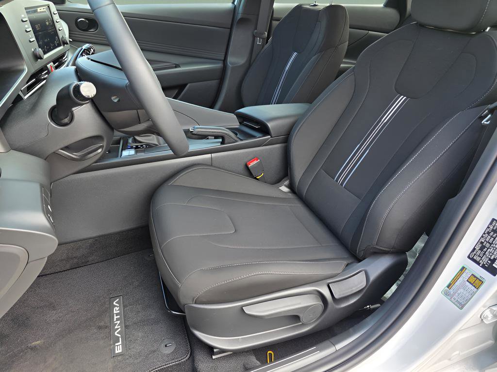 New 2026 Hyundai Elantra Sport FWD image 13