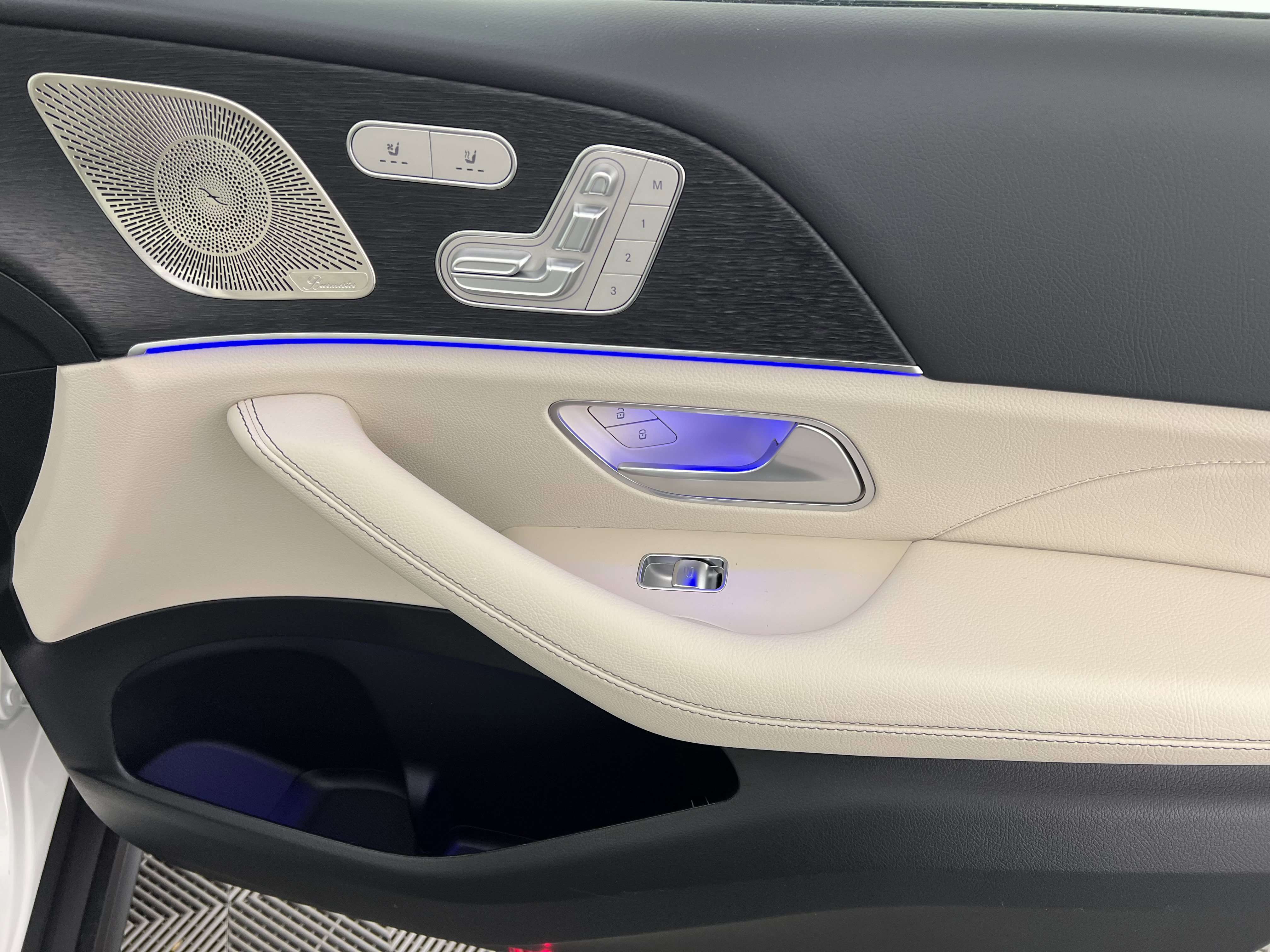 New 2026 Mercedes-Benz GLS 450 4MATIC image 27