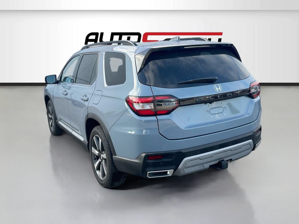 Used 2024 Honda Pilot Elite image 5