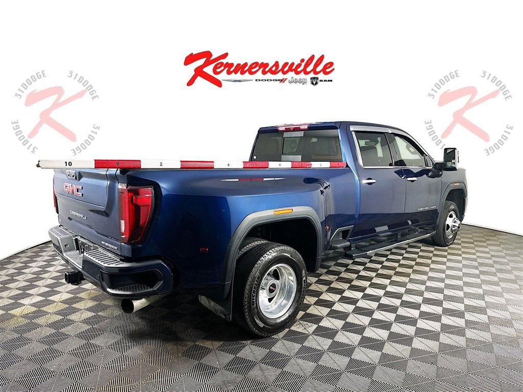 Used 2022 GMC Sierra 3500 Denali image 7
