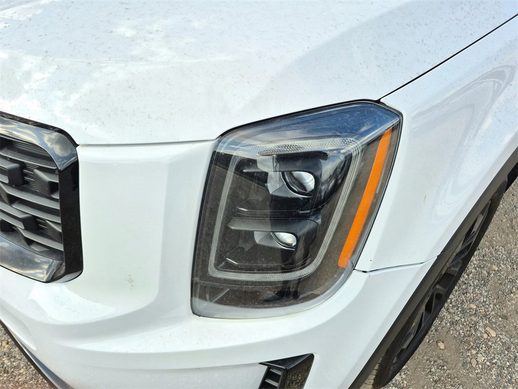 Used 2022 Kia Telluride SX w/ SX Prestige Package image 10