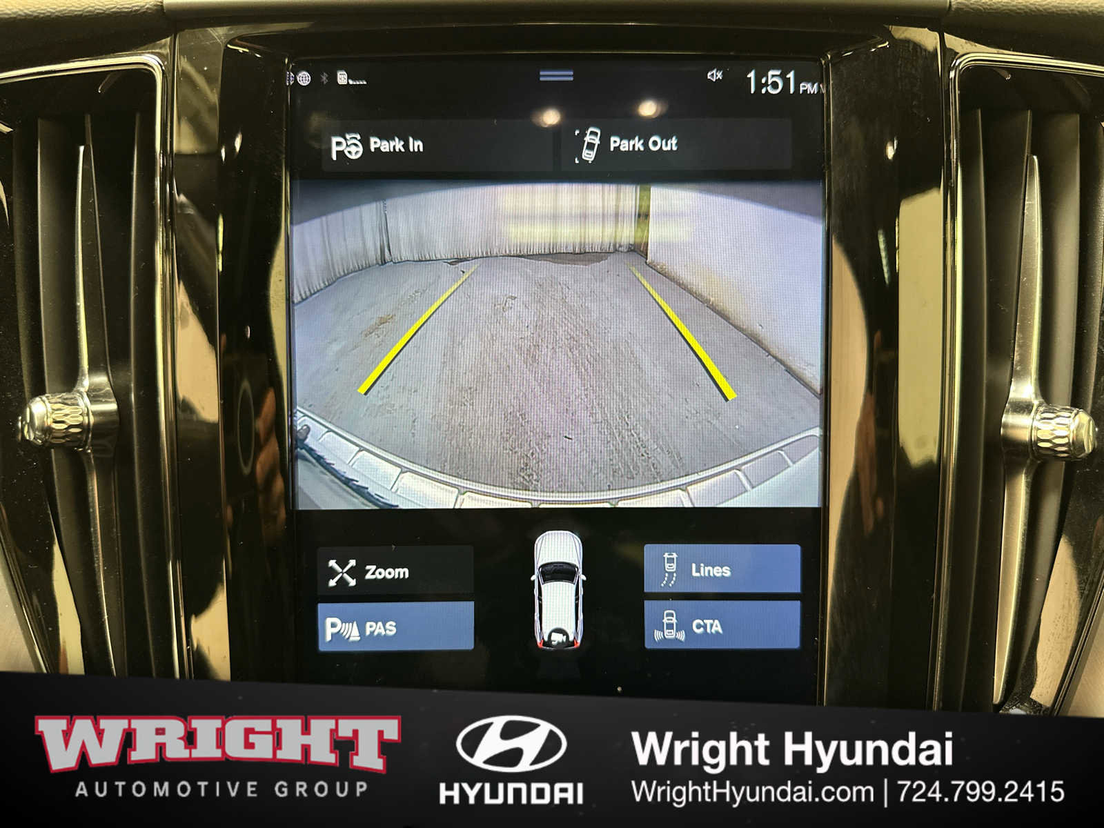 Used 2018 Volvo XC60 T5 Momentum w/ Convenience Package image 27