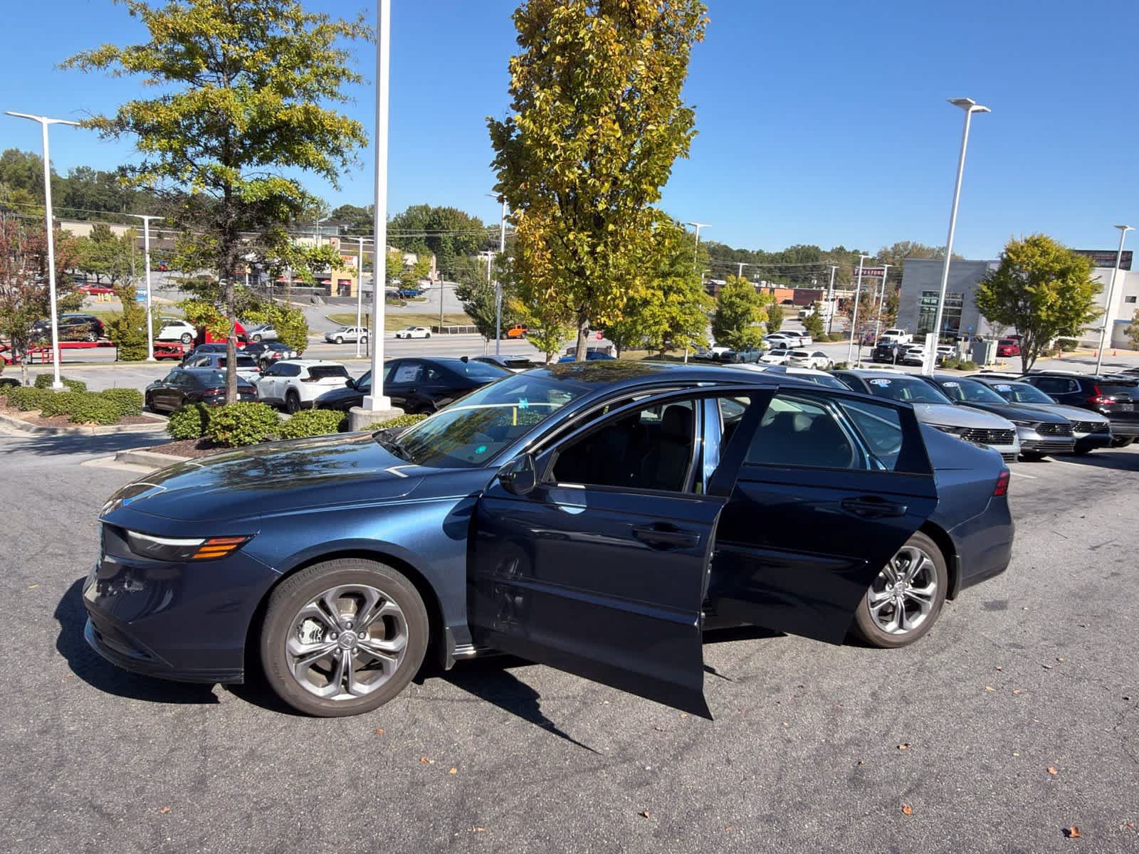 Used 2024 Honda Accord EX-L image 18