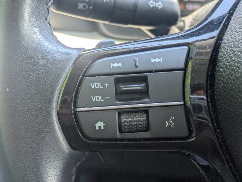 Used 2025 Honda Pilot EX-L image 28