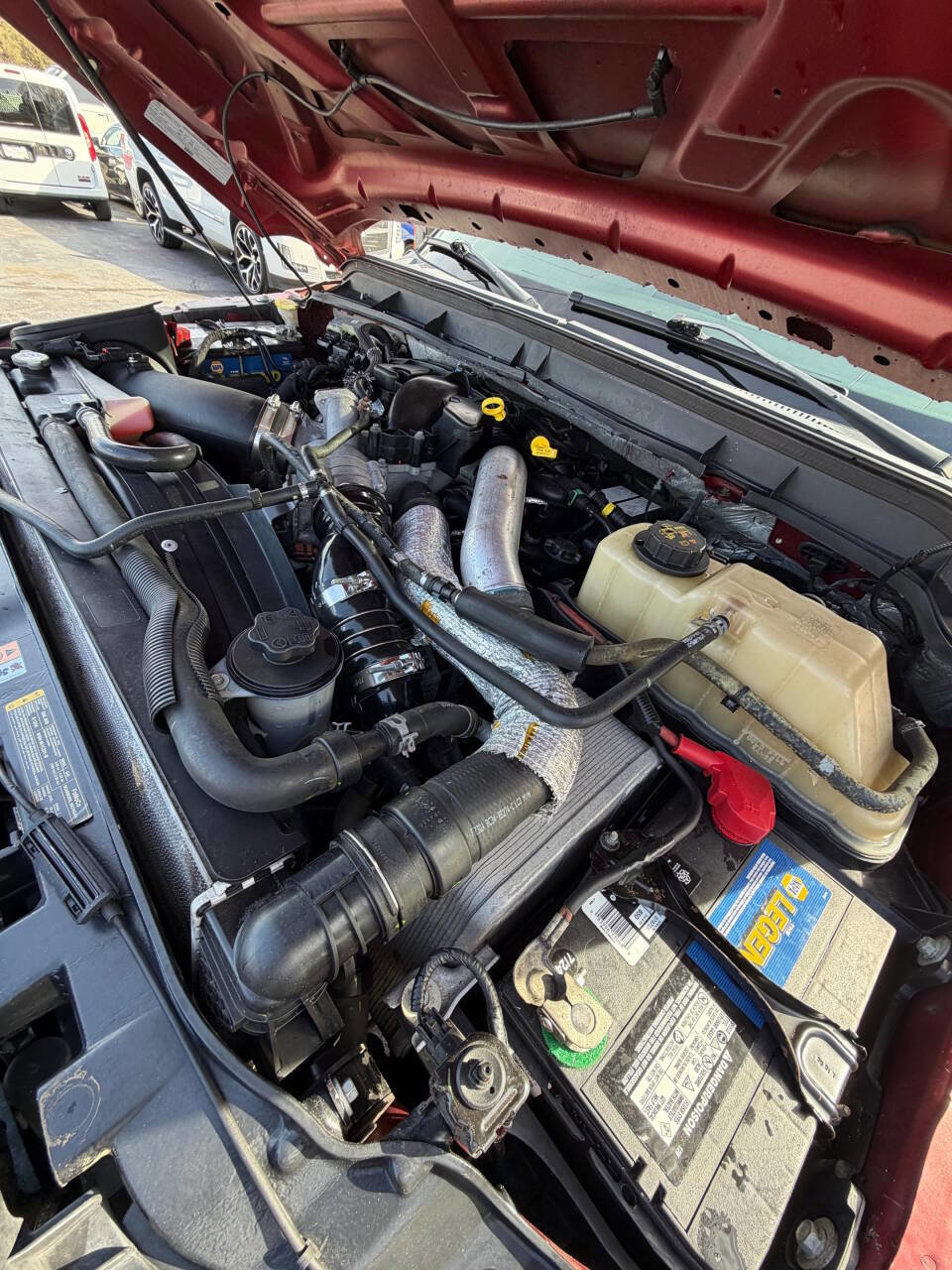 Used 2013 Ford F250 Lariat w/ Chrome Pkg image 29