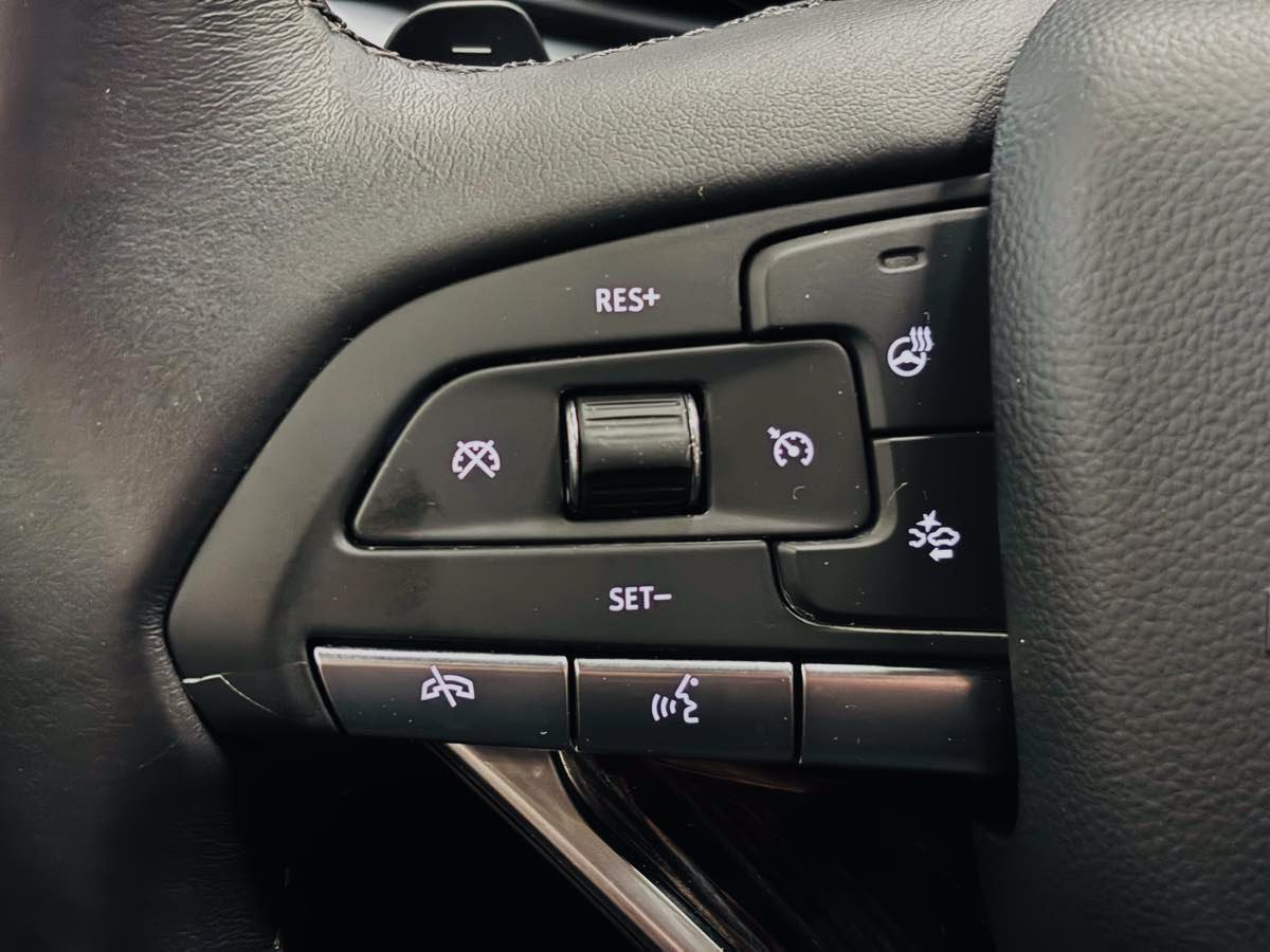 Used 2024 Cadillac XT6 Premium Luxury w/ Technology Package FWD image 54