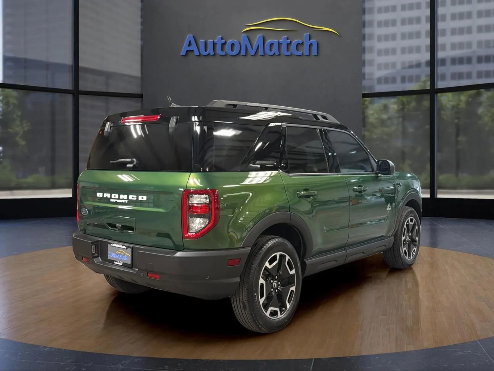 Used 2024 Ford Bronco Sport Outer Banks w/ Tech Package image 11