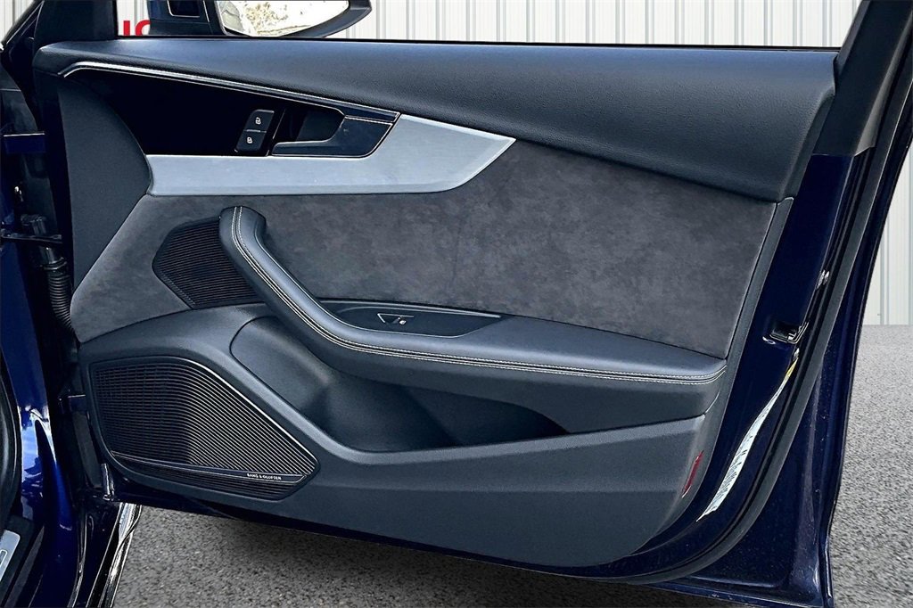 Used 2021 Audi S4 Prestige w/ Prestige Package image 28