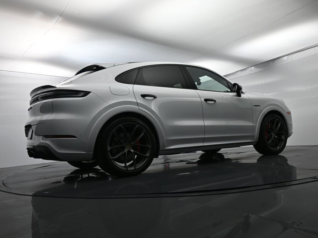Certified 2024 Porsche Cayenne Turbo image 53