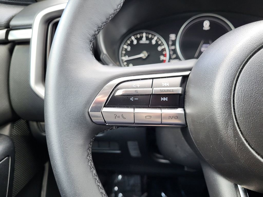 Used 2025 MAZDA CX-50 AWD 2.5 S w/ Weather Package image 17