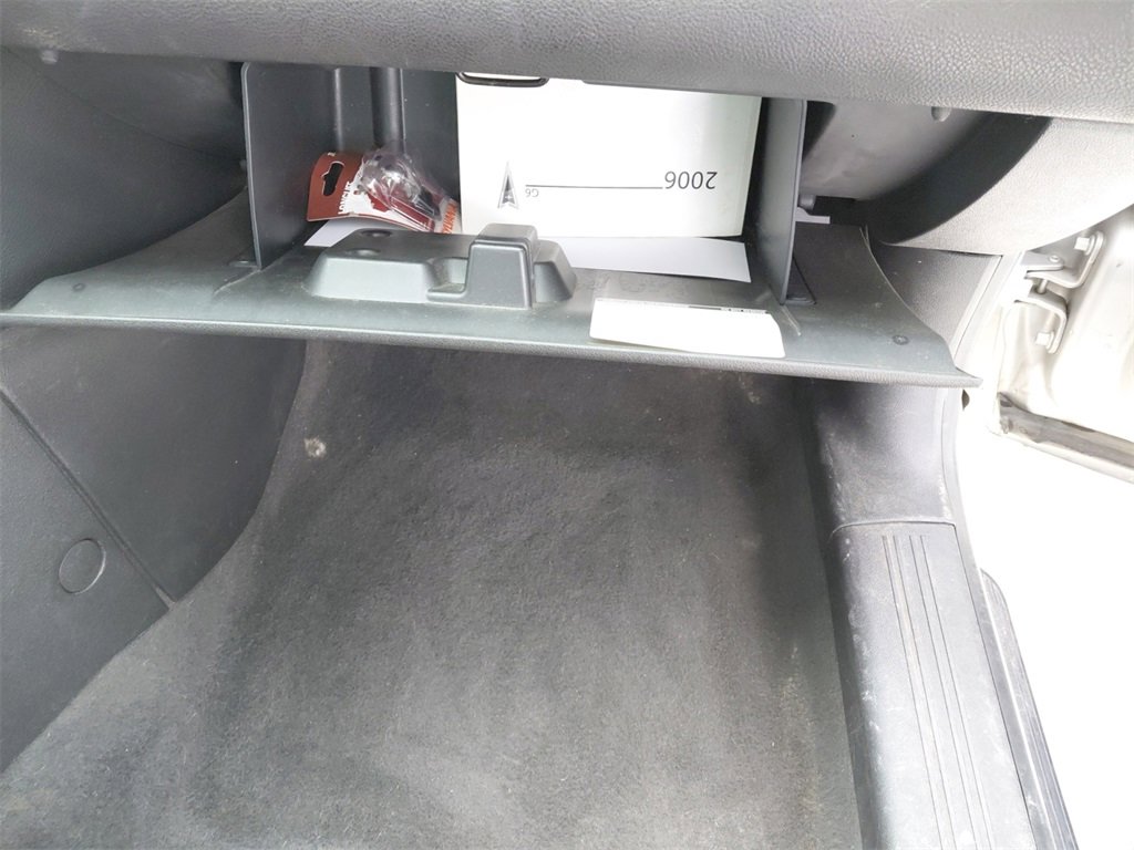 Used 2006 Pontiac G6 Sedan w/ Premium Value Package image 16