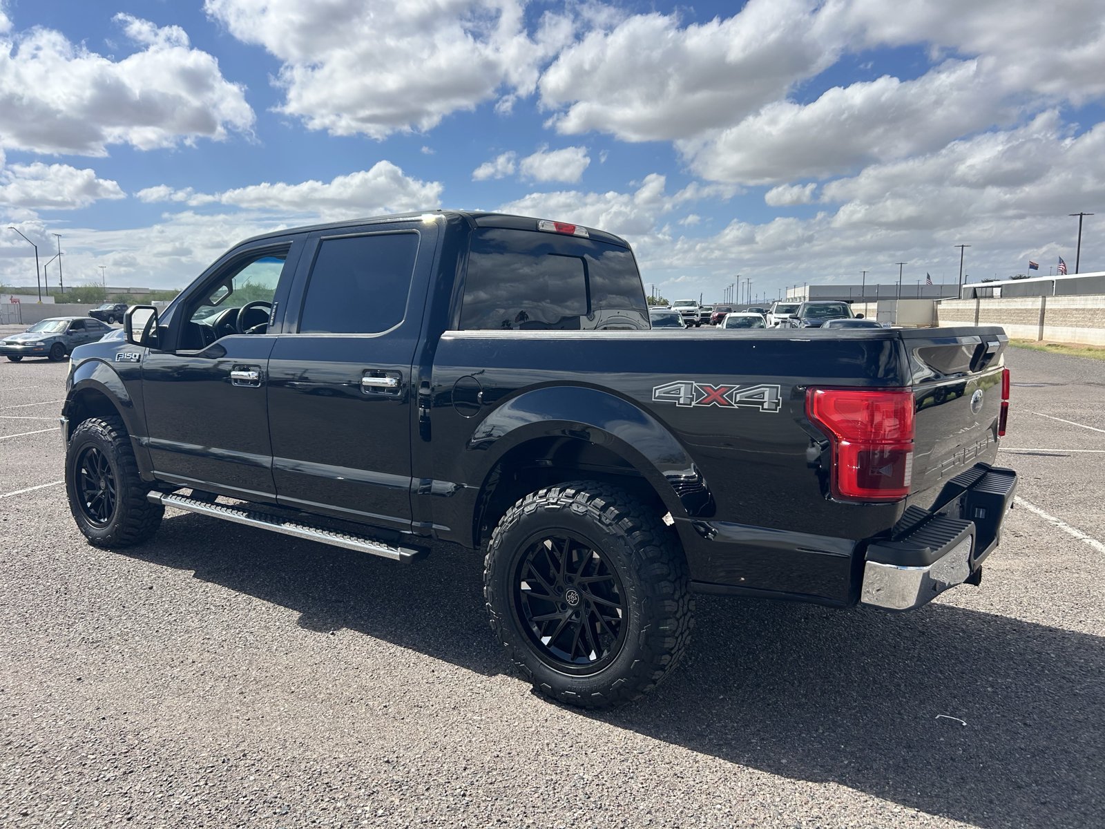 Used 2018 Ford F150 XLT w/ Equipment Group 302A Luxury AWD/4WD image 3