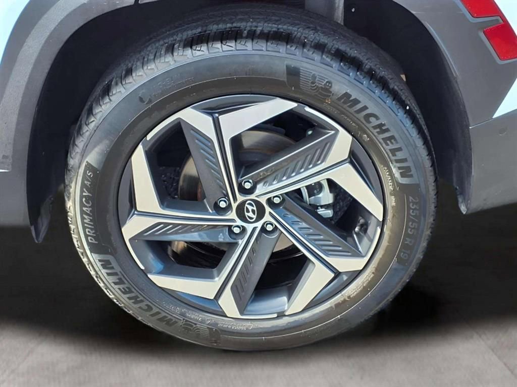 Used 2024 Hyundai Tucson Limited AWD/4WD image 18