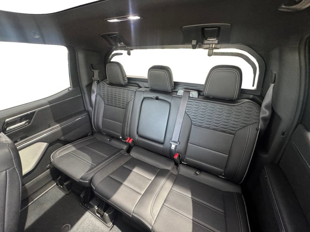 Used 2025 GMC Sierra EV Denali AWD/4WD image 15