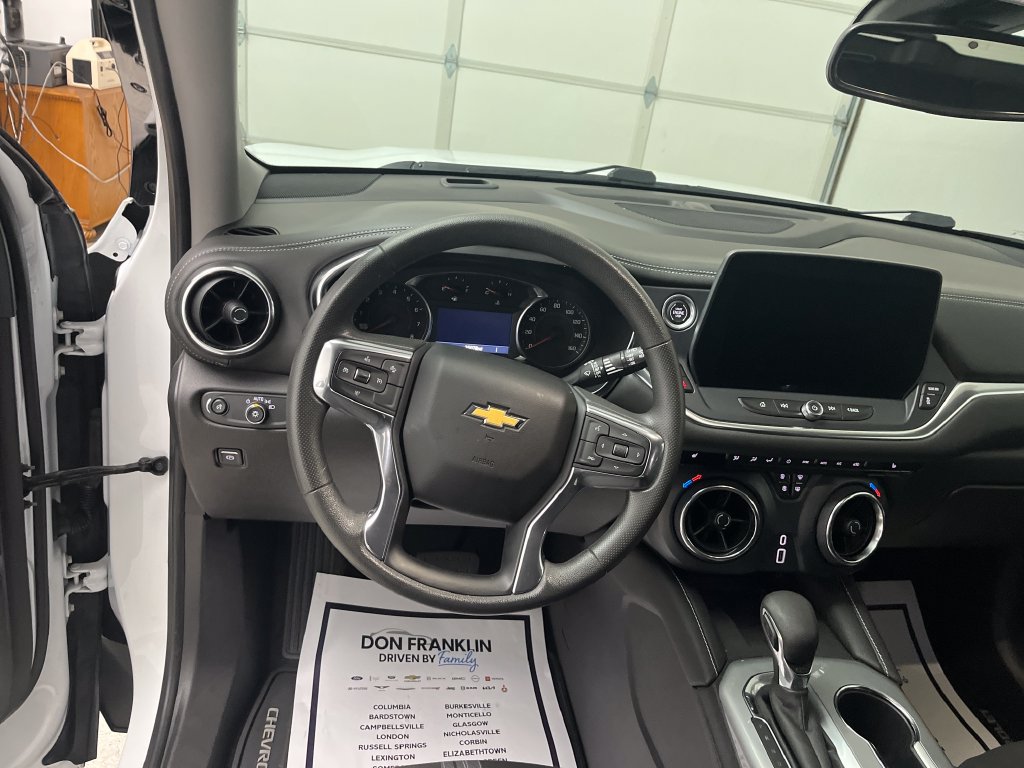 Used 2023 Chevrolet Blazer LT w/ Convenience Package AWD/4WD image 15
