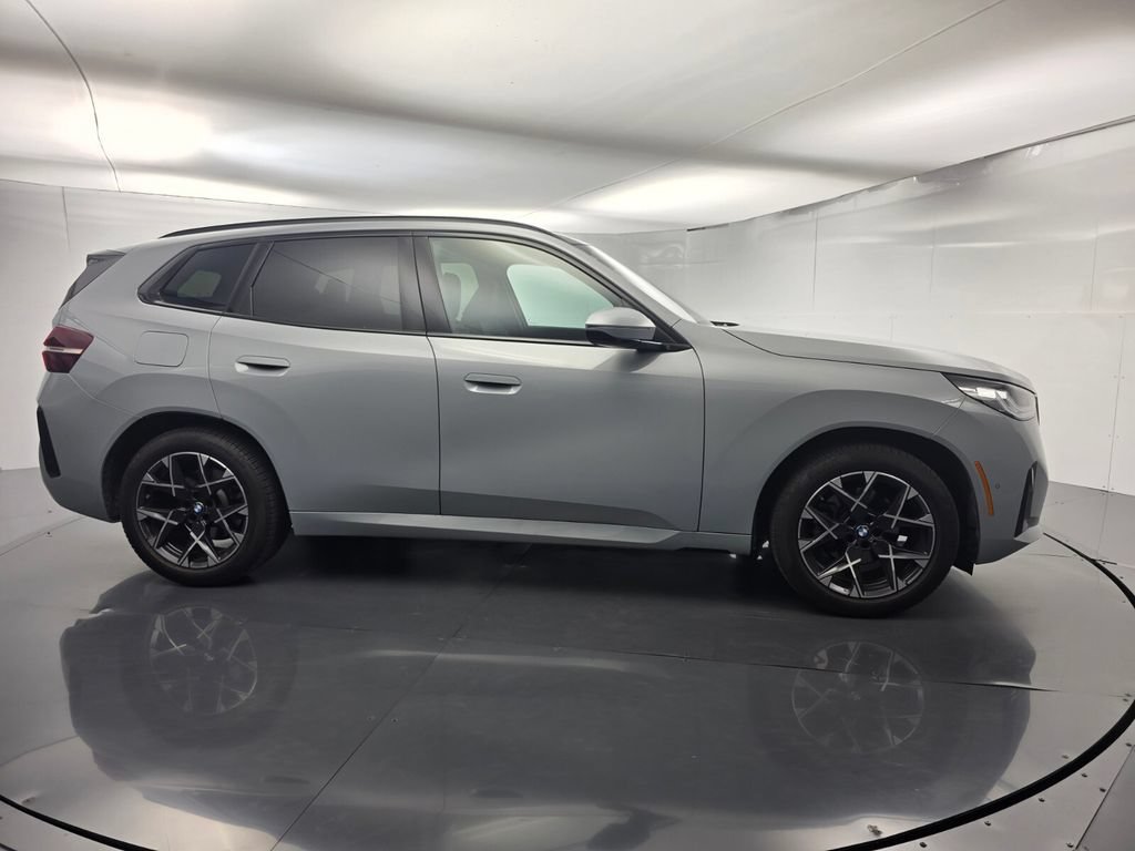 Certified 2026 BMW X3 xDrive30i w/ M Sport Package AWD/4WD image 3