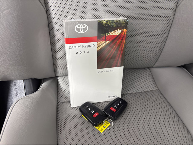 Used 2023 Toyota Camry XLE image 35