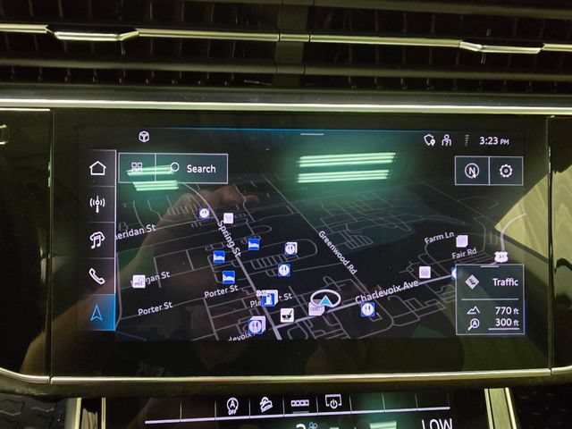 Used 2025 Audi Q8 Premium AWD/4WD image 22