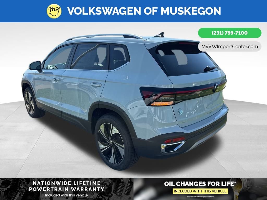 New 2025 Volkswagen Taos SE image 5
