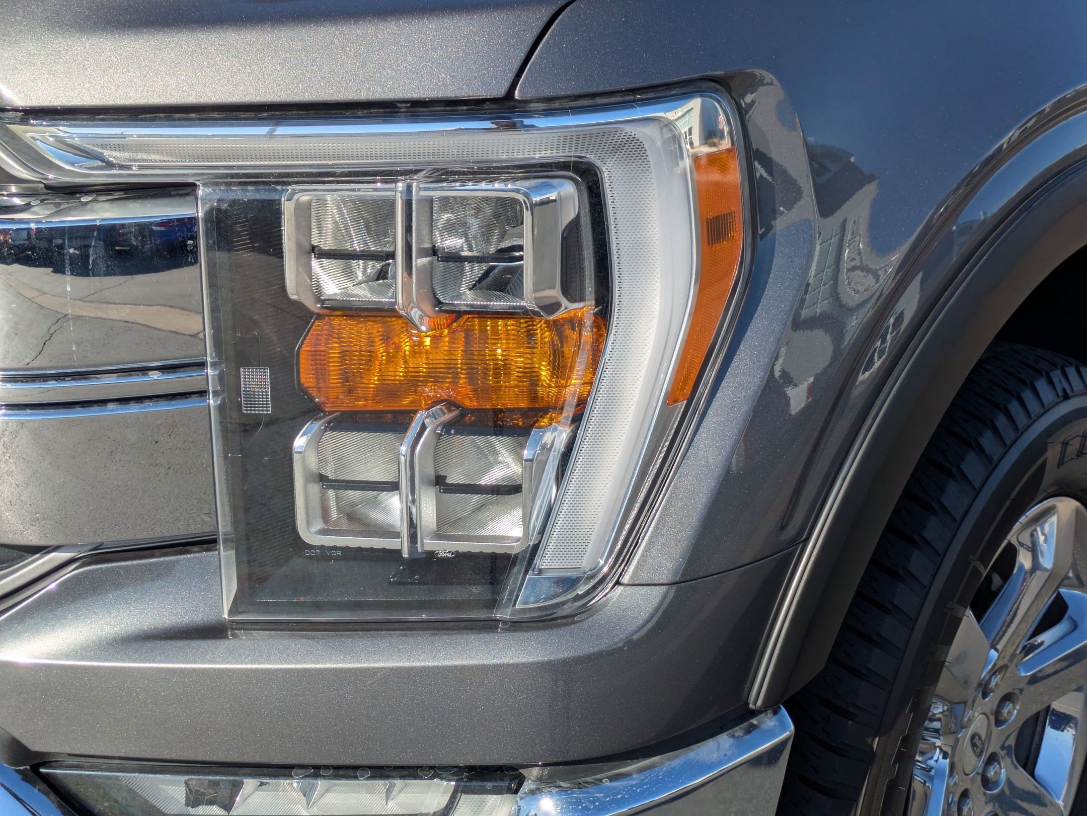 Used 2022 Ford F150 Lariat image 10