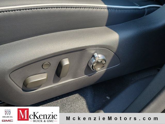 New 2026 Buick Enclave Avenir w/ Super Cruise Package FWD image 8