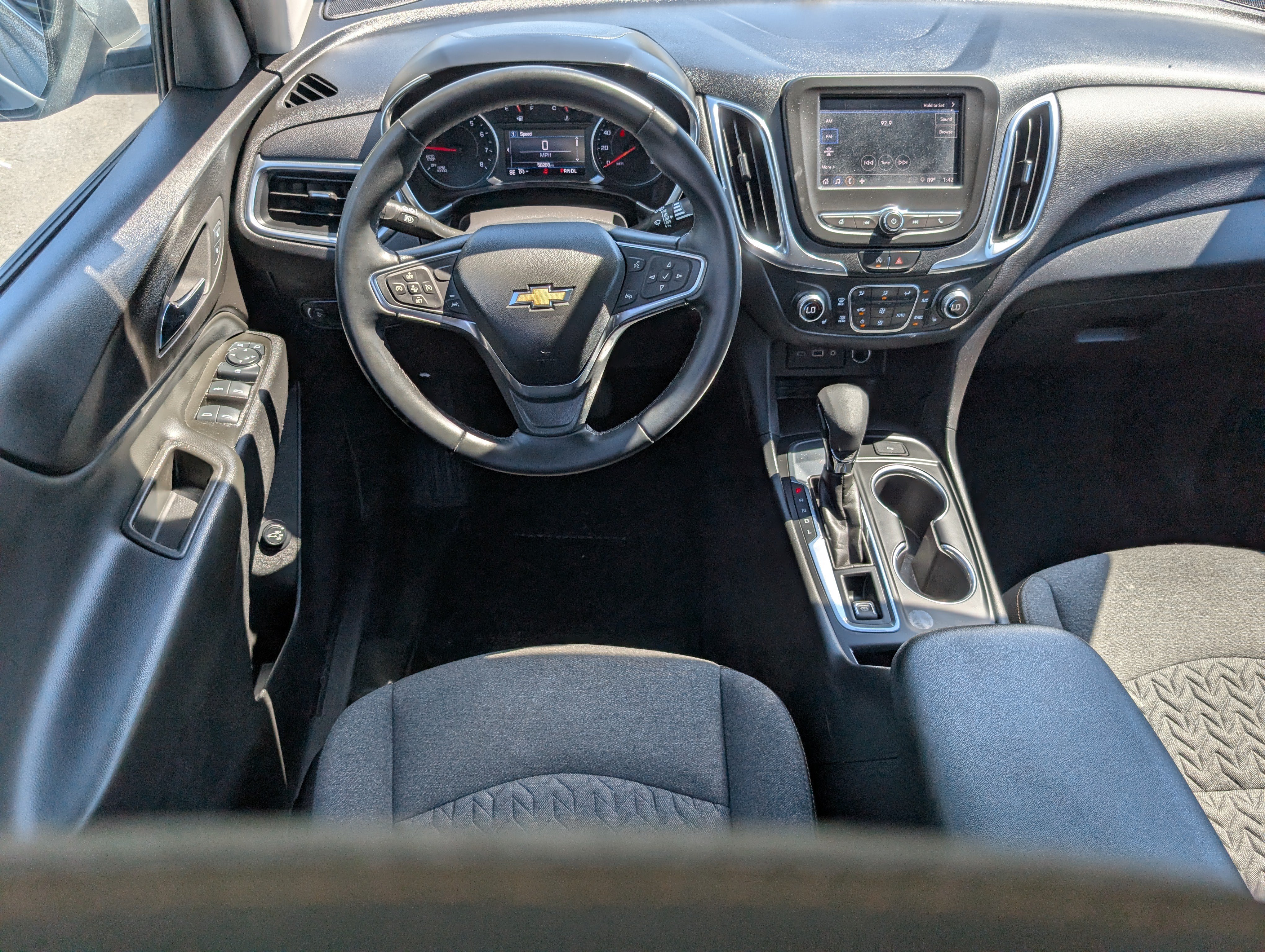 Used 2024 Chevrolet Equinox LT FWD image 6