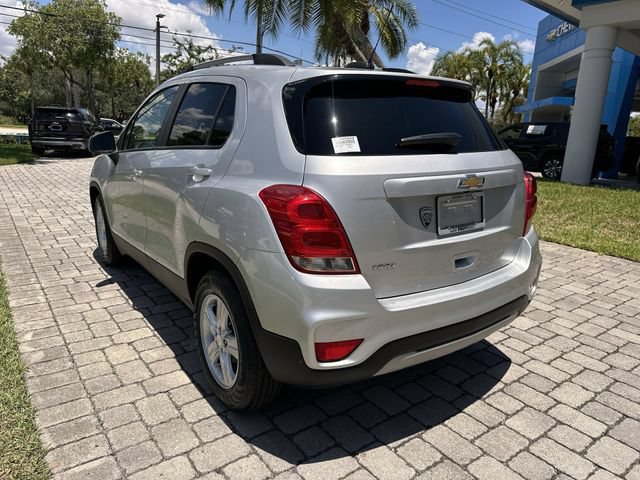 Used 2022 Chevrolet Trax LT w/ LT Convenience Package FWD image 34