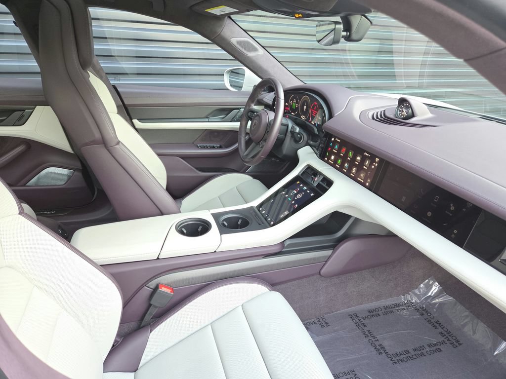 Certified 2025 Porsche Taycan Turbo AWD/4WD image 18
