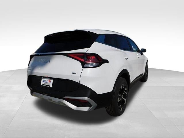 Used 2025 Kia Sportage EX image 9